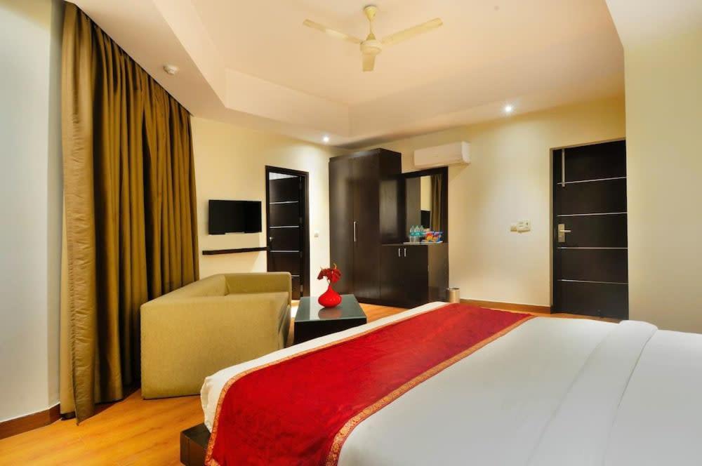 Zenith Hotel - Delhi Airport Nové Dillí Exteriér fotografie